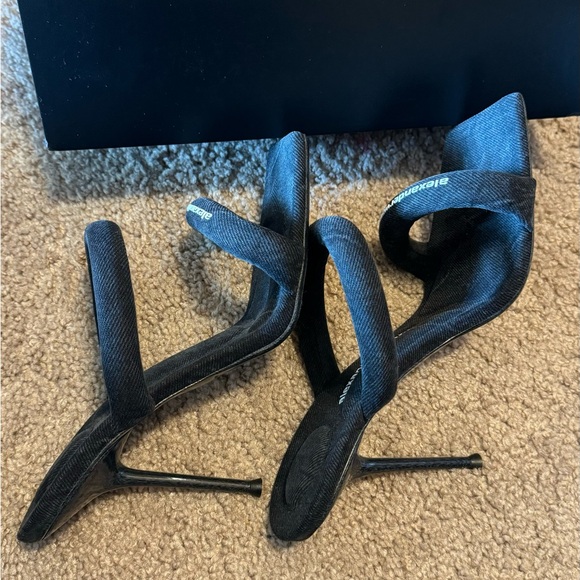 Alexander Wang - Gray Julie 105mm Denim Tubular Heeled Sandals - Picture 3 of 4